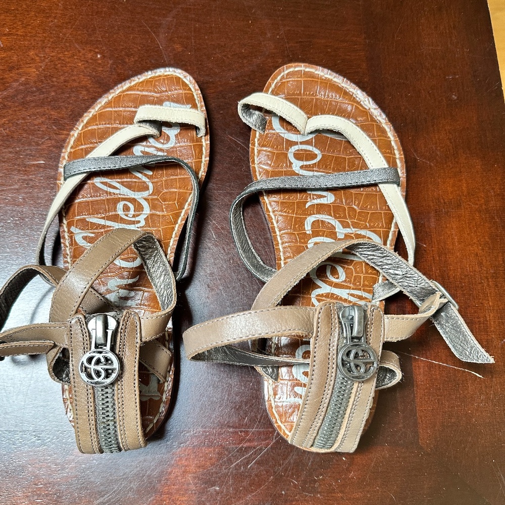 Sam Edelman Flat Sandals Beige Cream Gray Cross Ankle Toe Loop Leather Upper 8.5